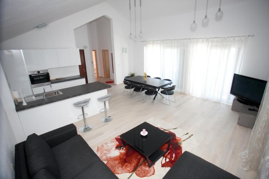 Apartments Svjetlana تروغير الغرفة الصورة